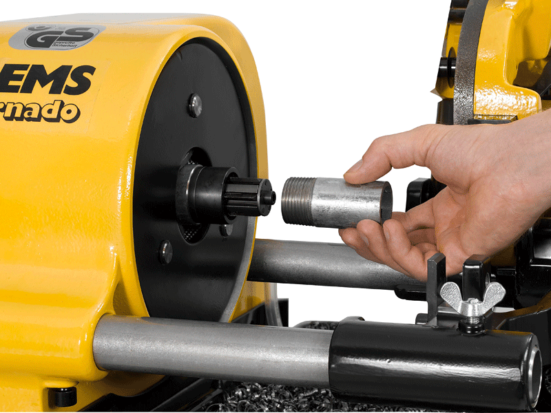 станок резьбонарезной пв-780. фреза для накатывания резьбы м100. оправка резьбовая токарная м10. токарный станок 1613д нарезаемые резьбы. станок для внутренней резьбы.